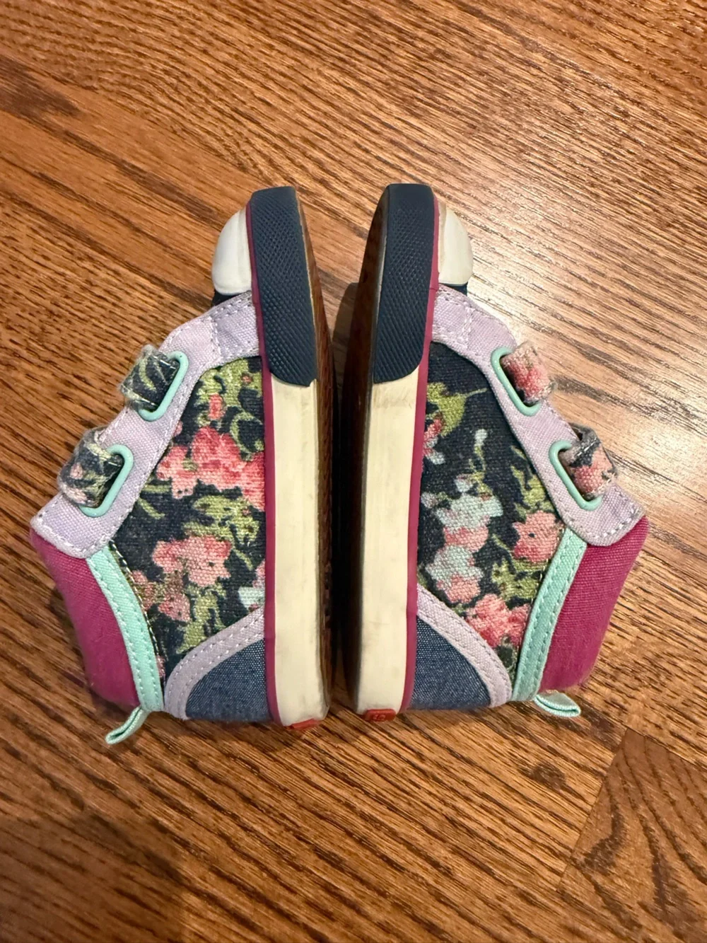 See Kai Run Kya Navy Floral Sz 7